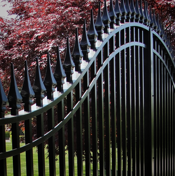 Aluminum Picket Driveway Gate | Pacifica Gates Langley